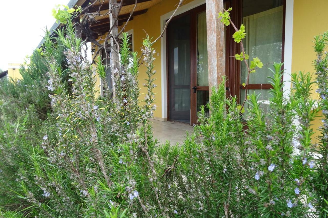B&B Casa Per Ferie Villaggiocarovana Castiadas Exterior photo